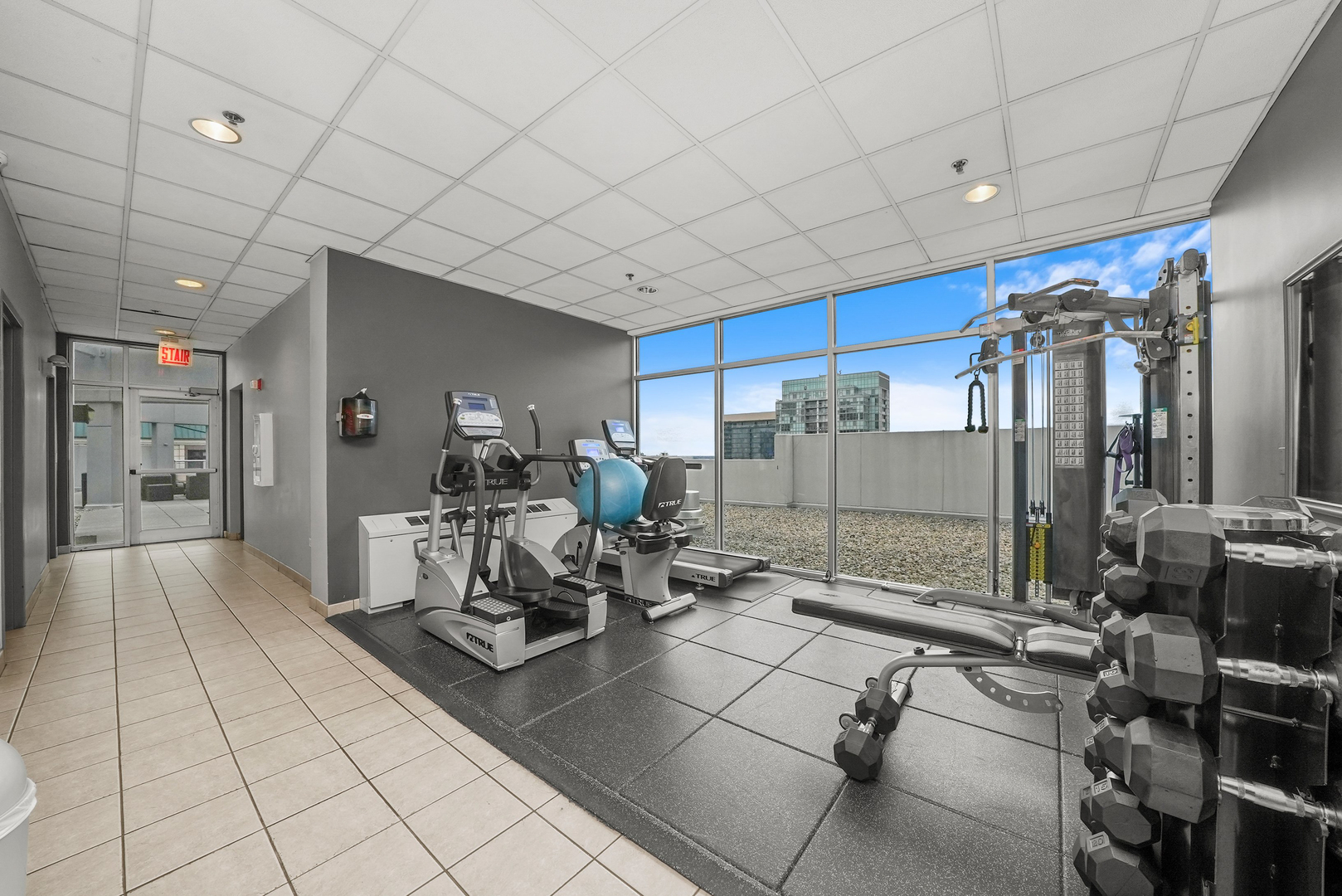 421 W Huron Street Unit: 1009