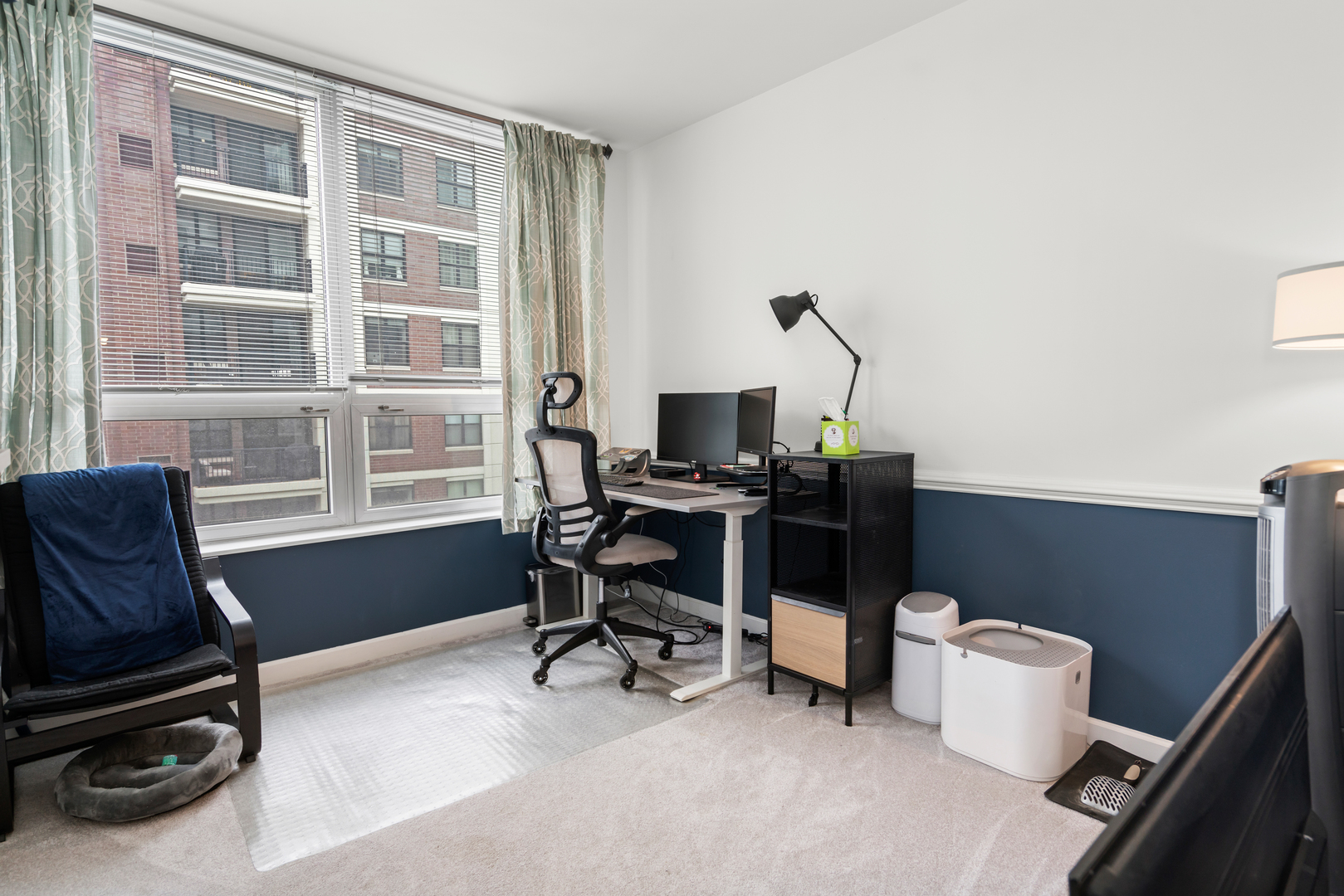 421 W Huron Street Unit: 1009