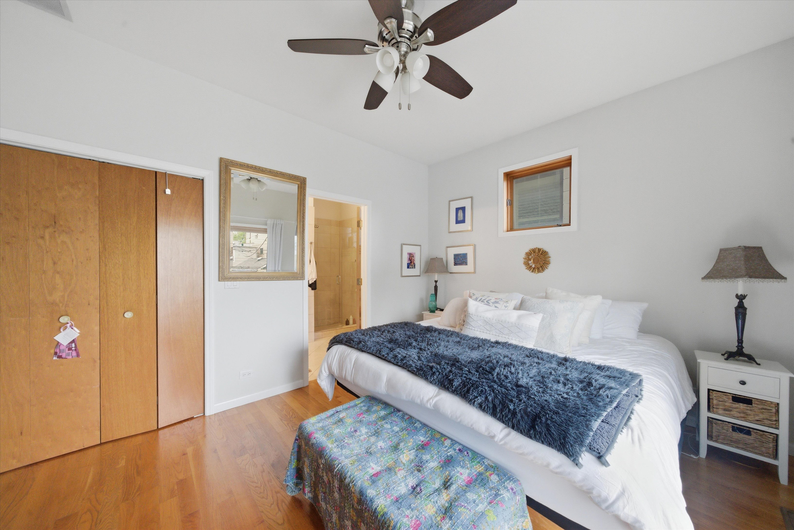 2416 W THOMAS Street Unit: 2