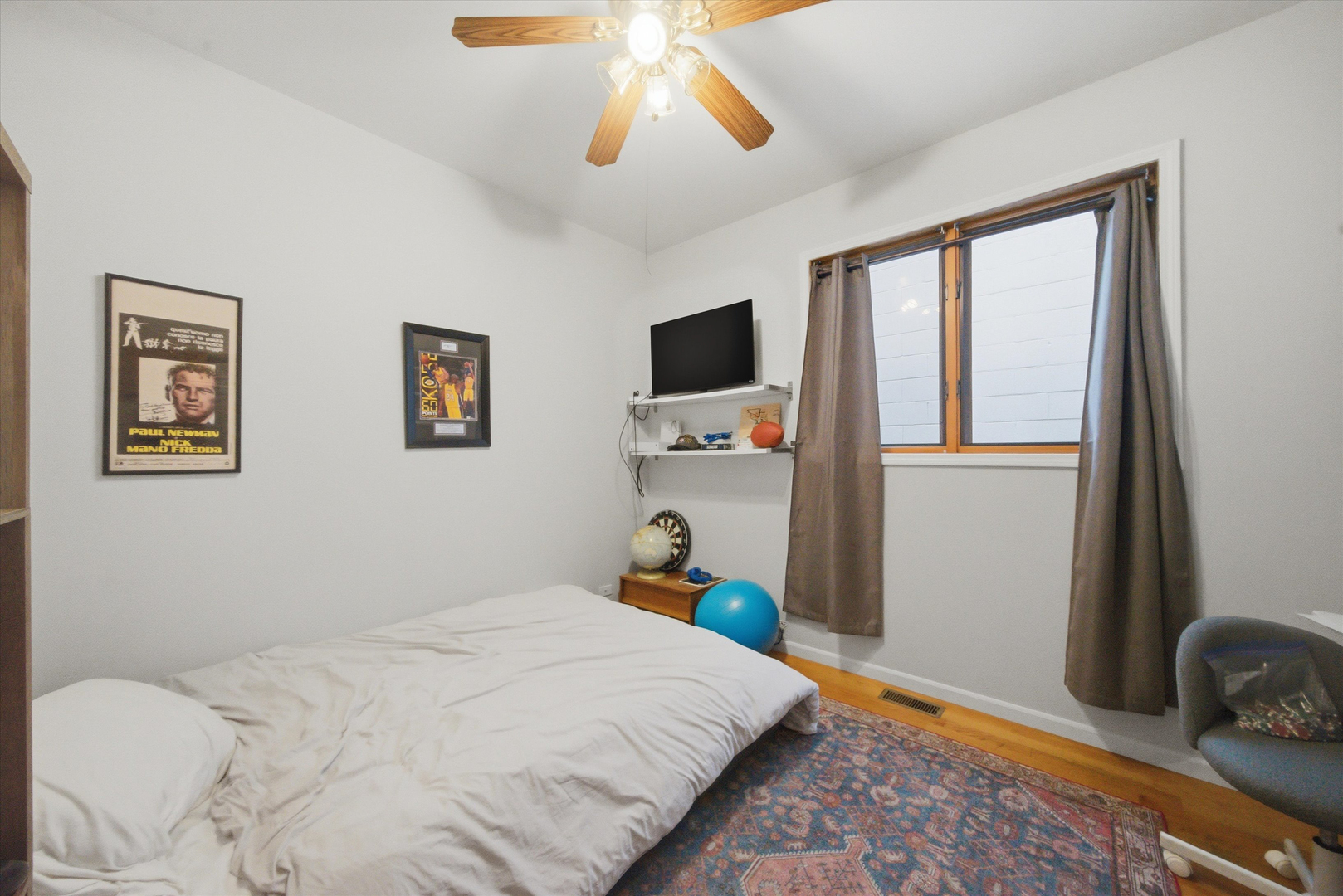 2416 W THOMAS Street Unit: 2