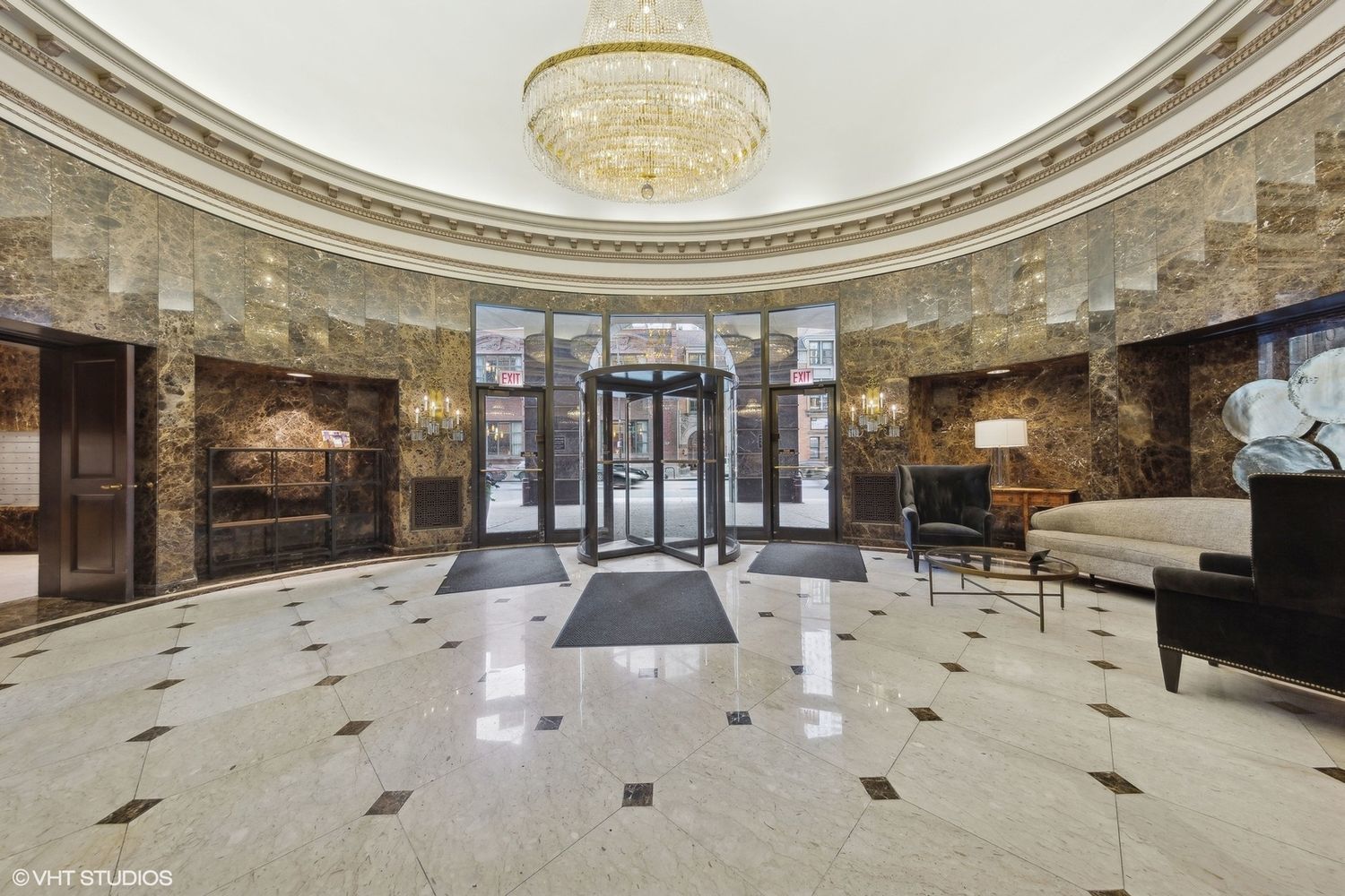10 E ONTARIO Street Unit: 2507
