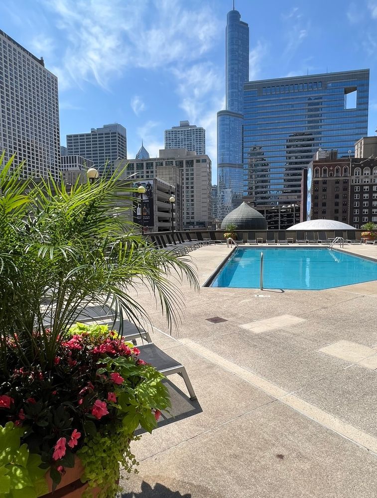 10 E ONTARIO Street Unit: 2507