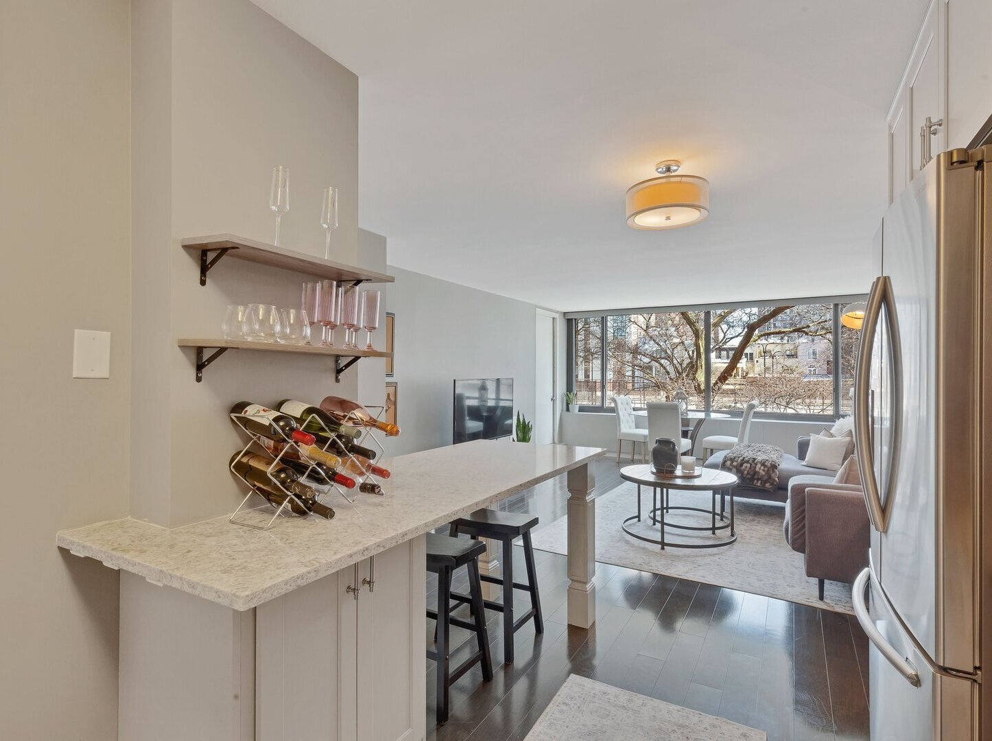 1555 N Sandburg Terrace Unit: 310K