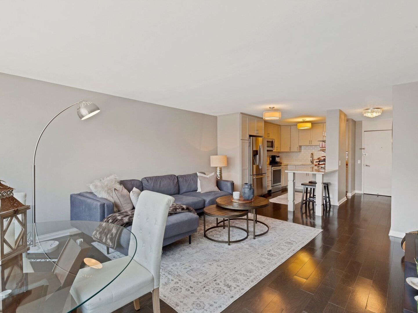 1555 N Sandburg Terrace Unit: 310K