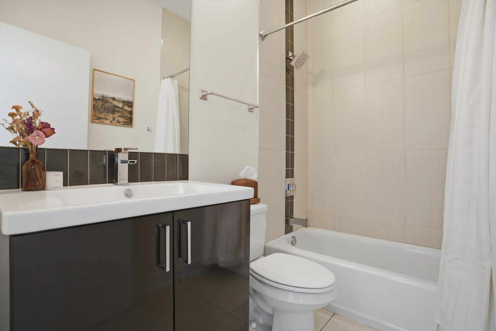 1521 W FRY Street Unit: 4