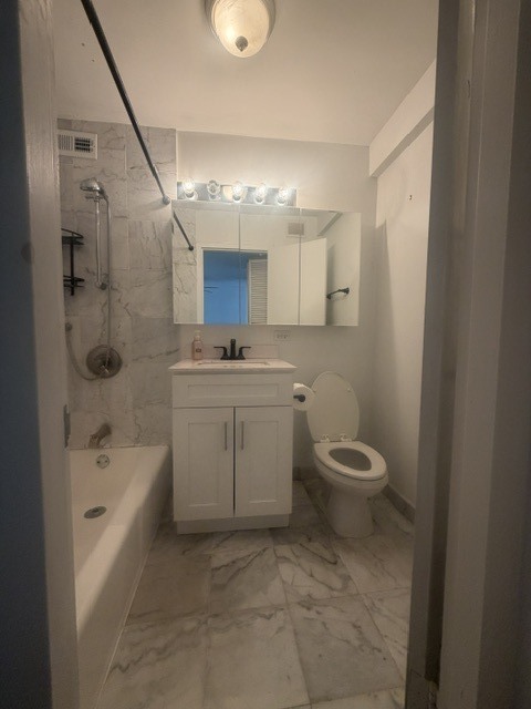 222 E Pearson Street Unit: 1205