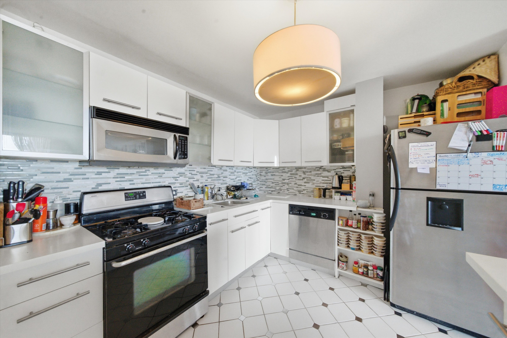 6325 N Sheridan Road Unit: 1808