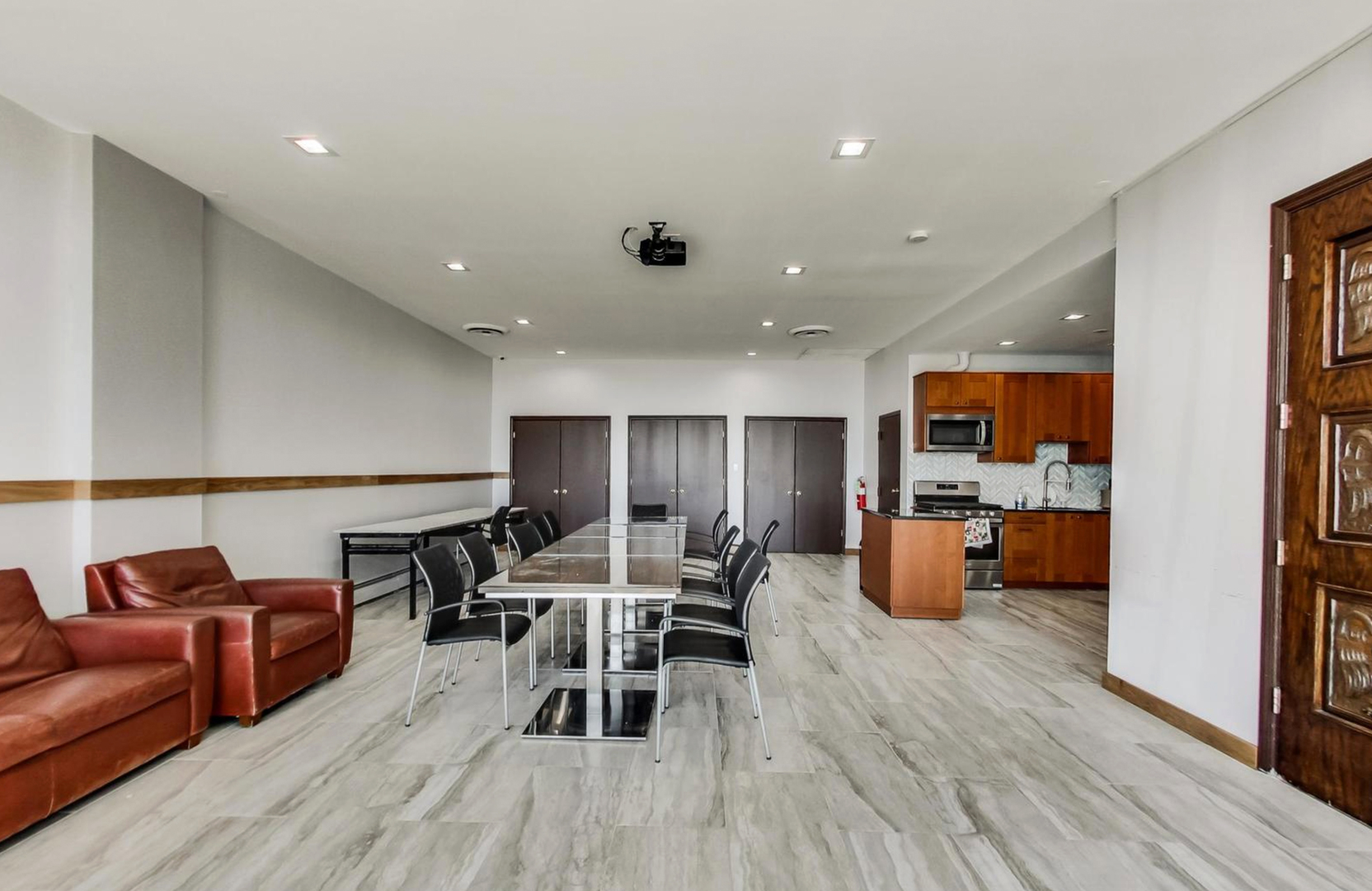 6325 N Sheridan Road Unit: 1808