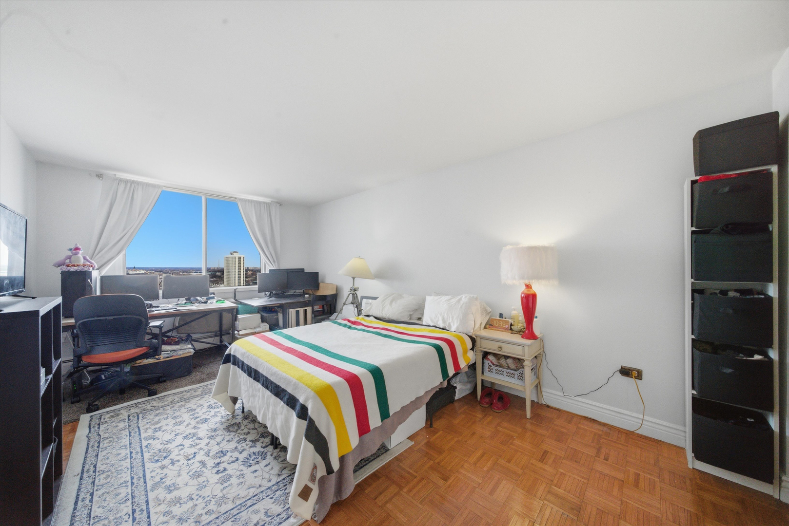 6325 N Sheridan Road Unit: 1808