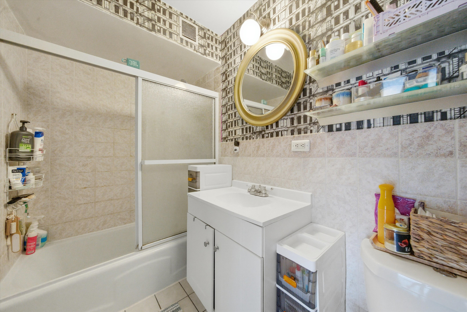 6325 N Sheridan Road Unit: 1808