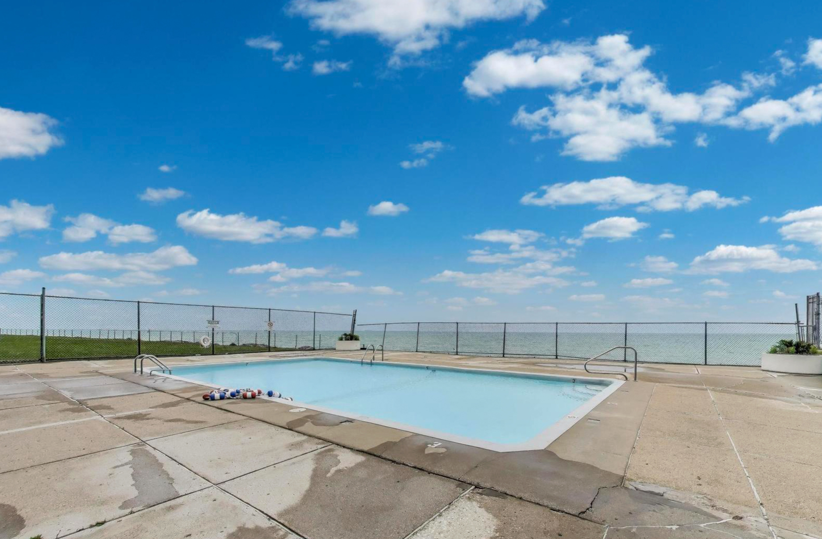 6325 N Sheridan Road Unit: 1808