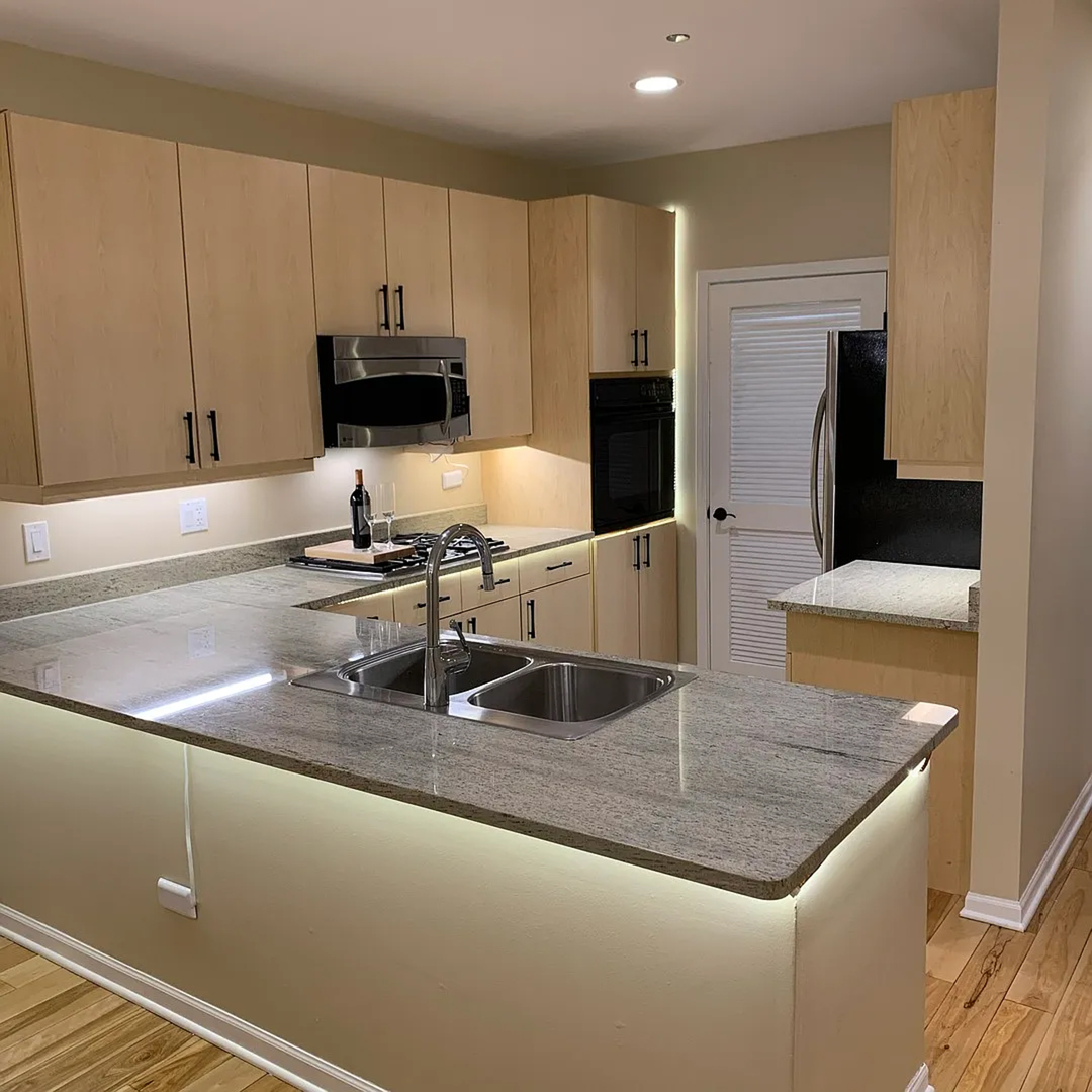 33 W Huron Street Unit: 413
