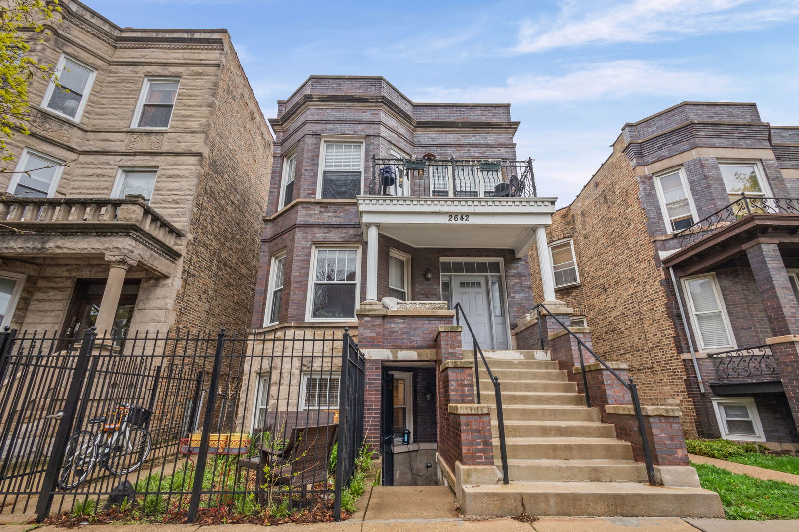 2642 N Talman Avenue Unit: 1A