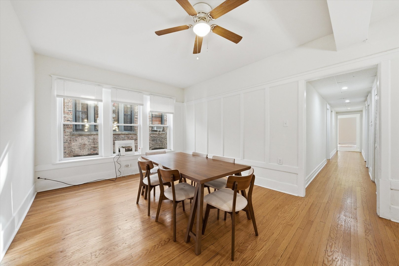5210 S Ingleside Avenue Unit: 2