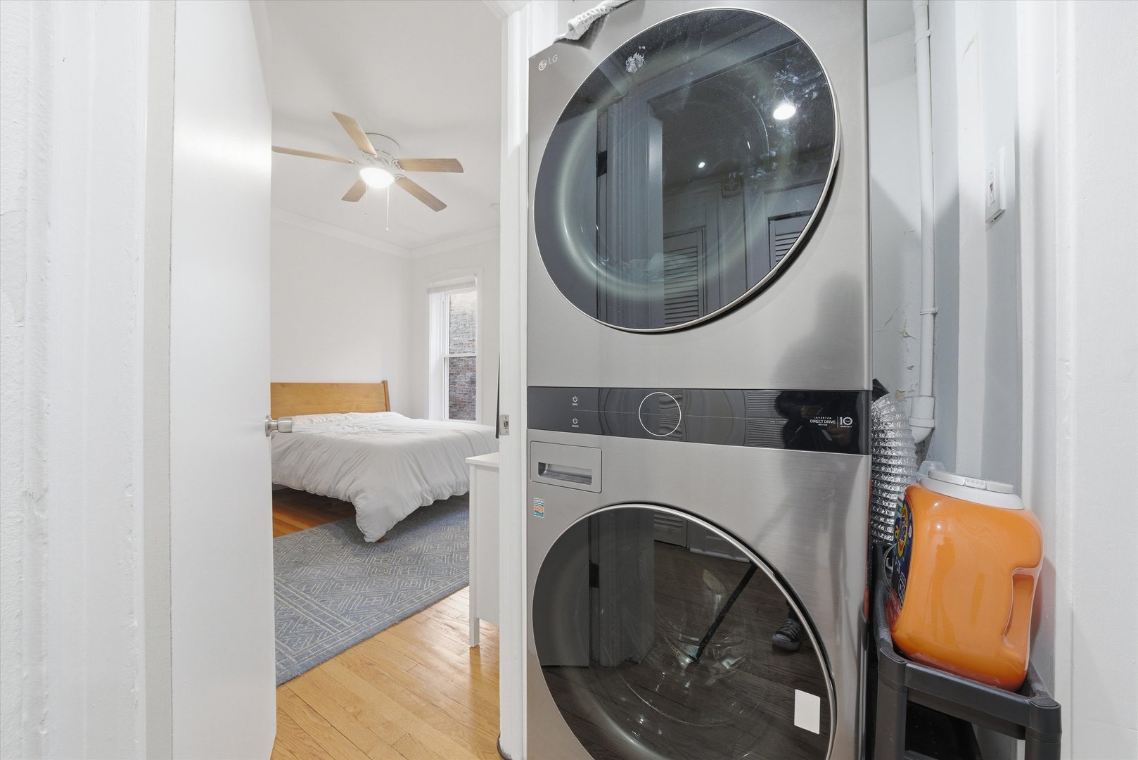 5210 S Ingleside Avenue Unit: 2