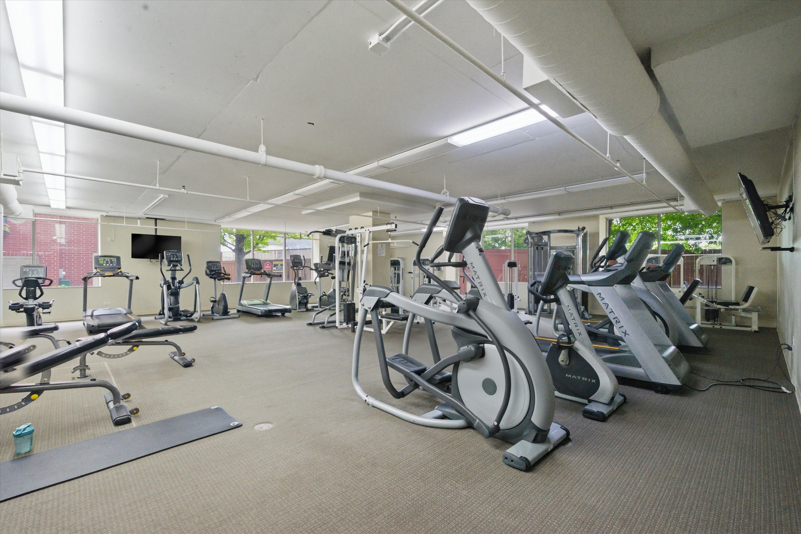 1717 S Prairie Avenue Unit: 2207