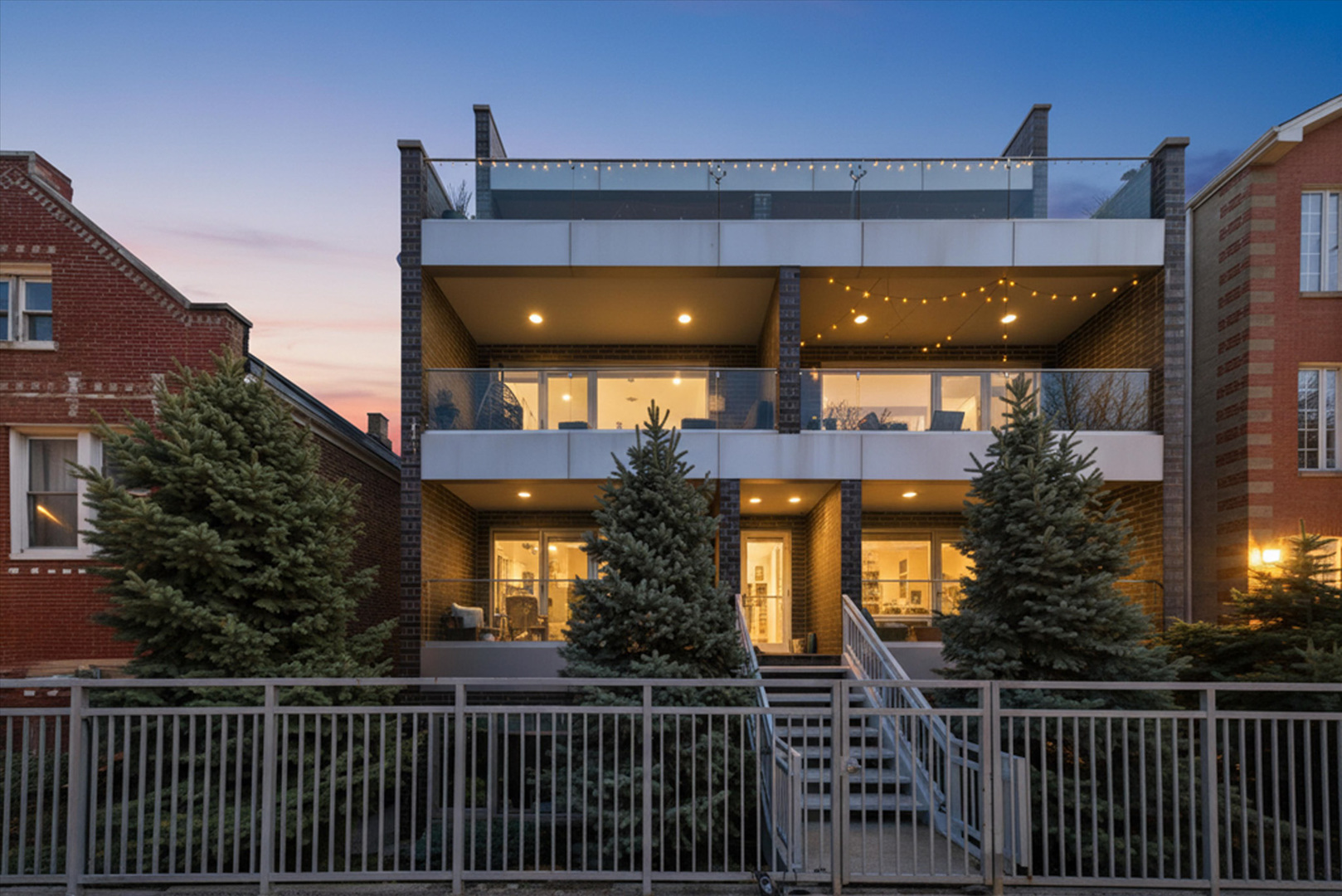 1335 N Bosworth Avenue Unit: 2N