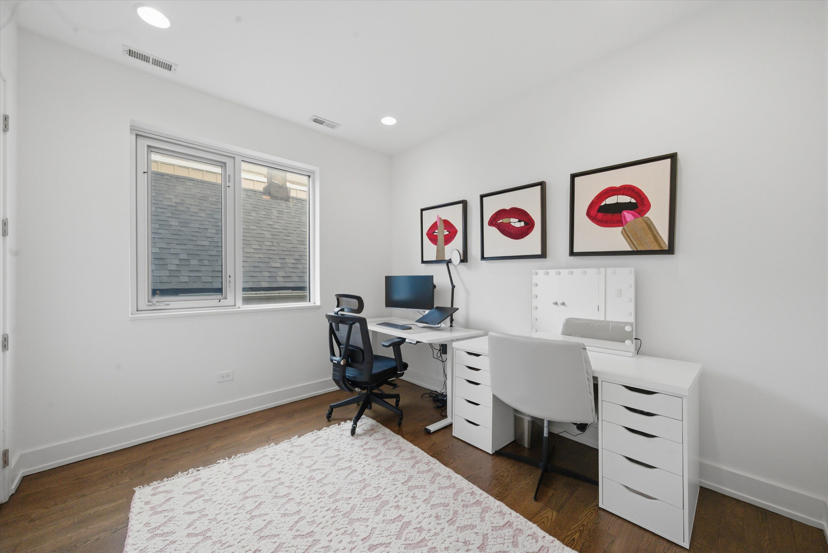 1335 N Bosworth Avenue Unit: 2N