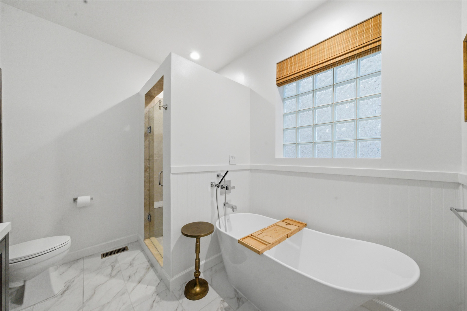 823 N Marshfield Avenue Unit: 1