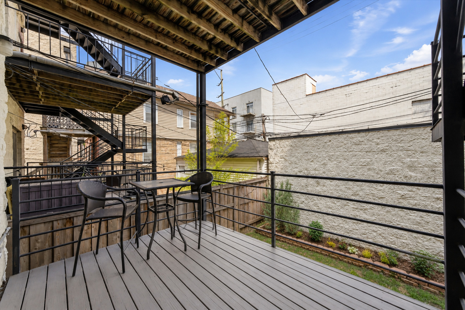 823 N Marshfield Avenue Unit: 1