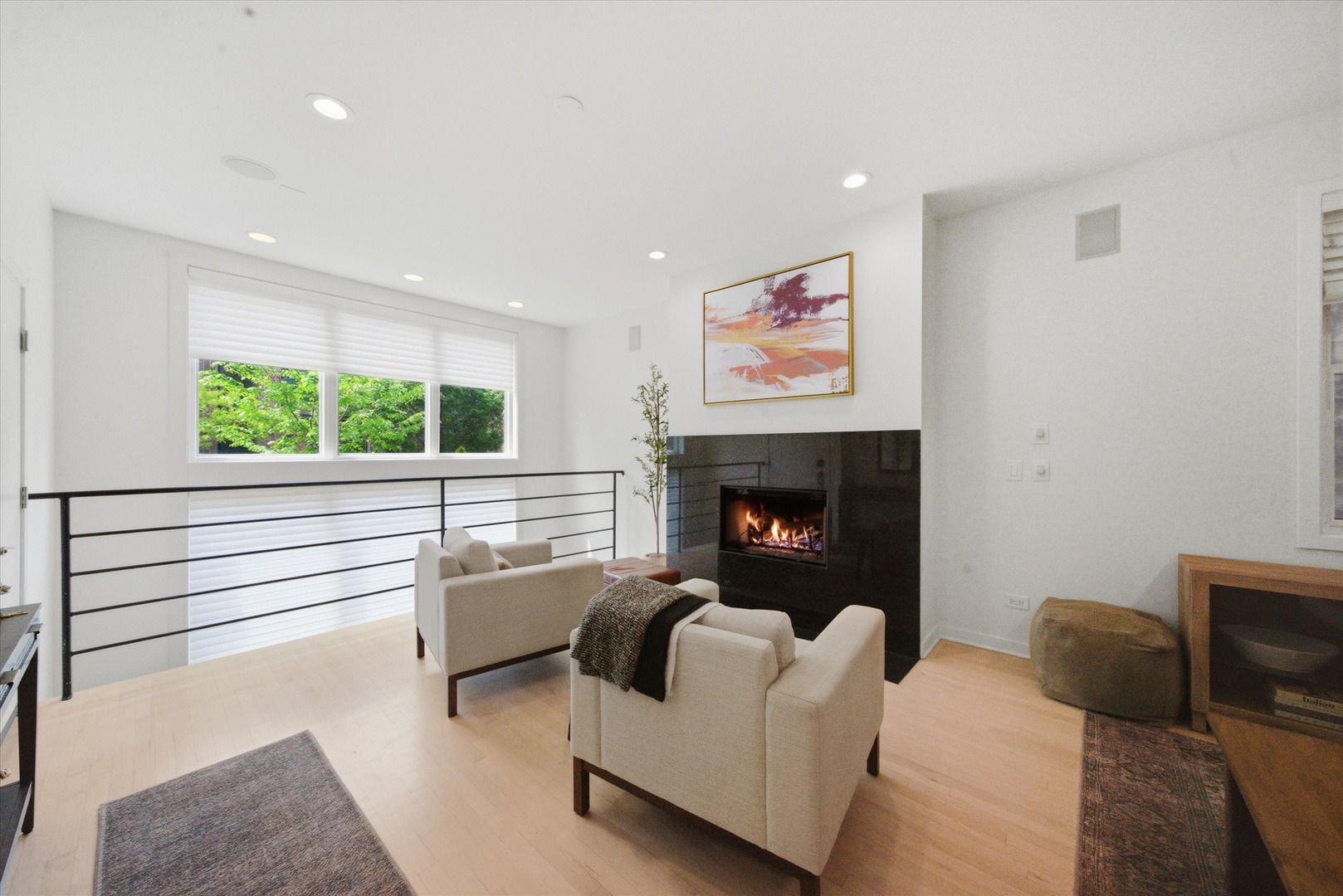 823 N Marshfield Avenue Unit: 1
