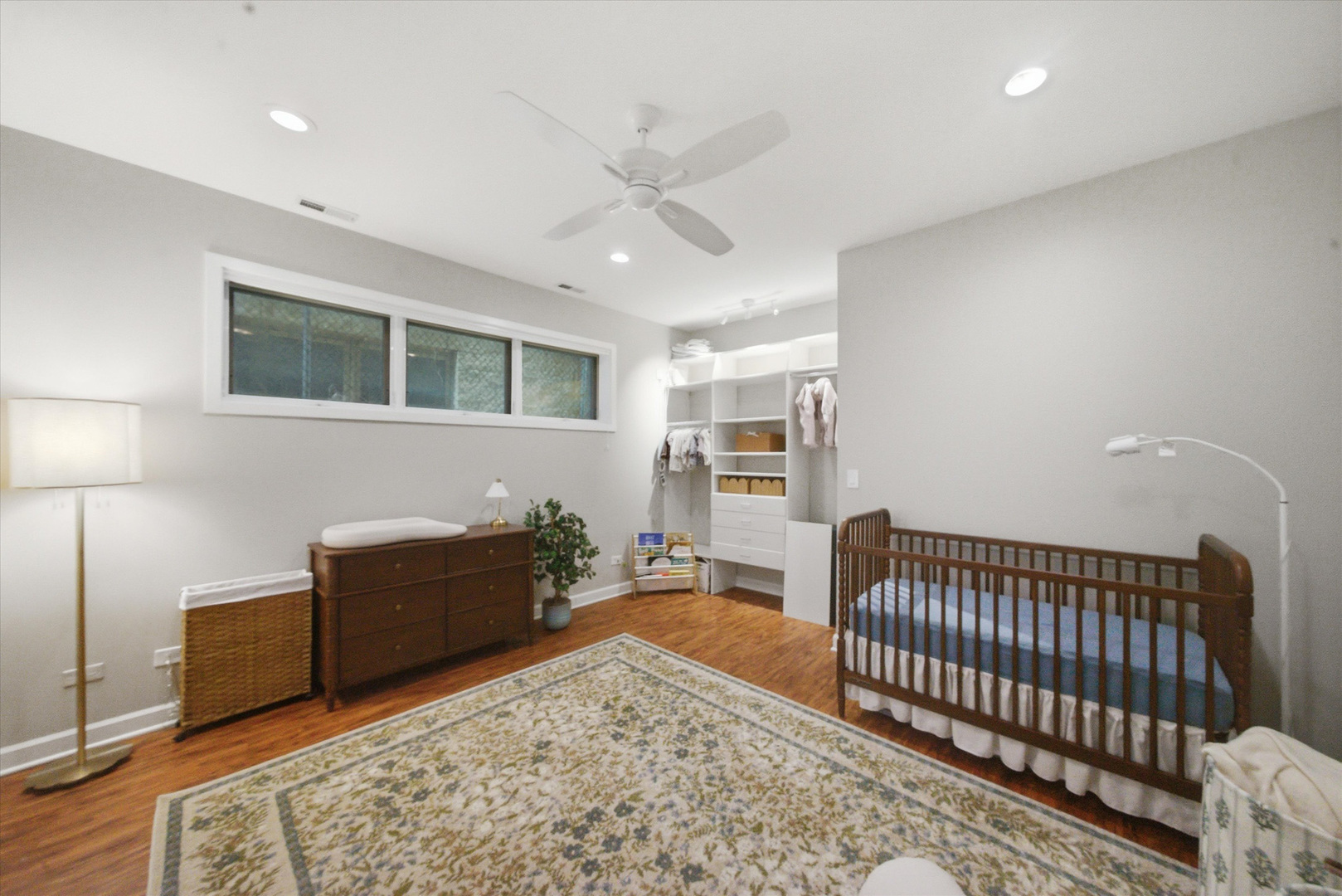 823 N Marshfield Avenue Unit: 1