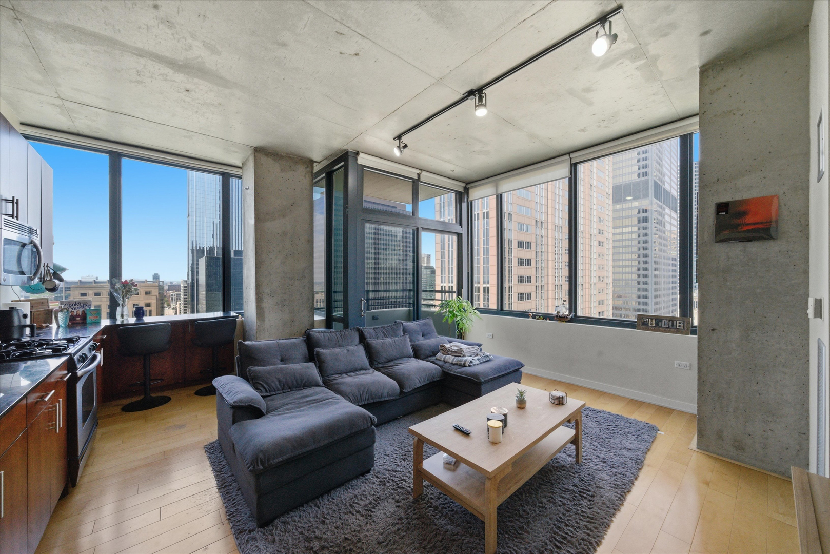 235 W Van Buren Street Unit: 2615