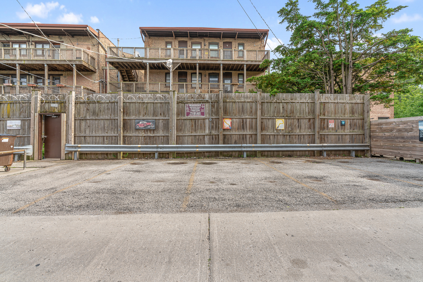 1048 W Byron Street Unit: 1E