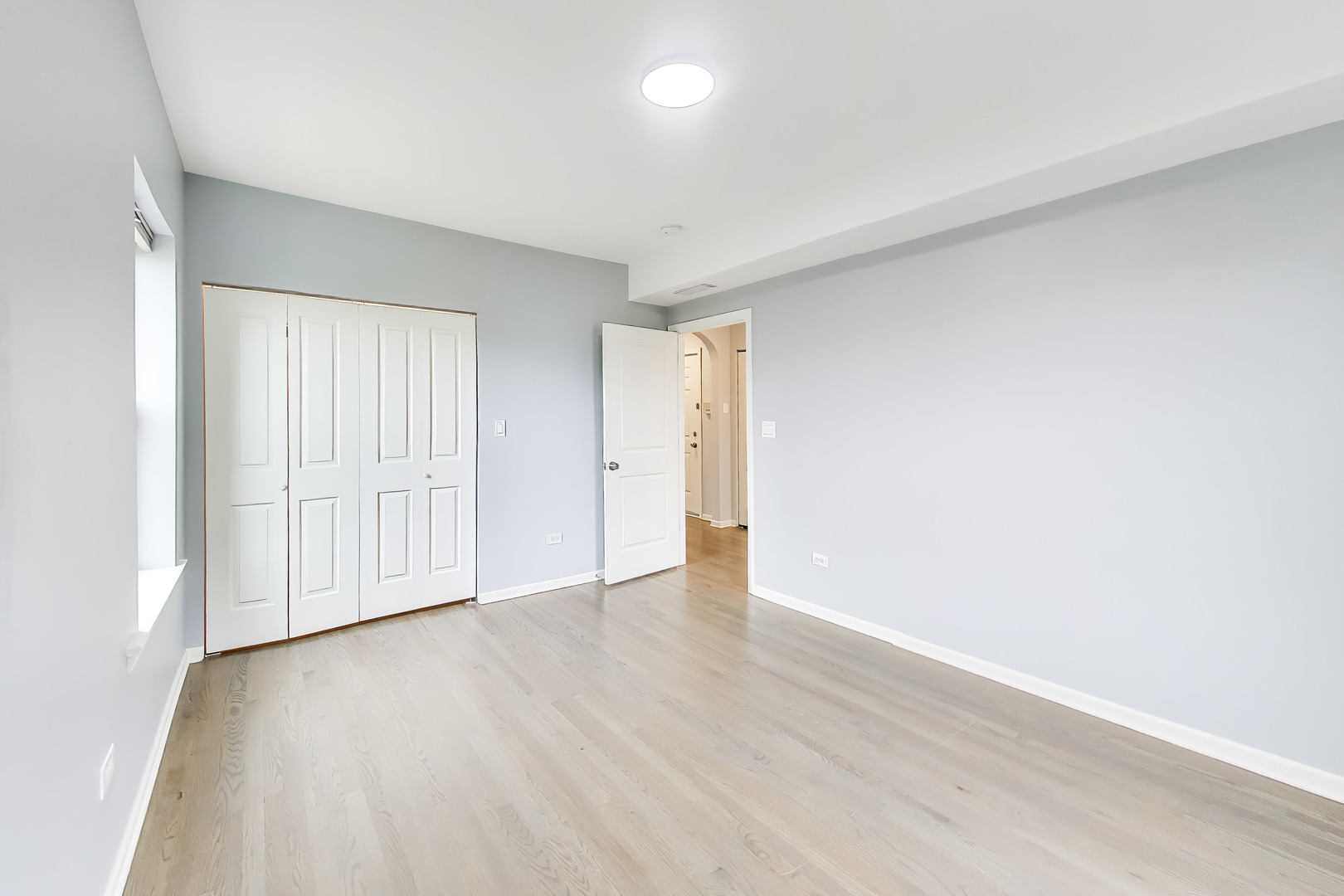 7400 N Seeley Avenue Unit: 3
