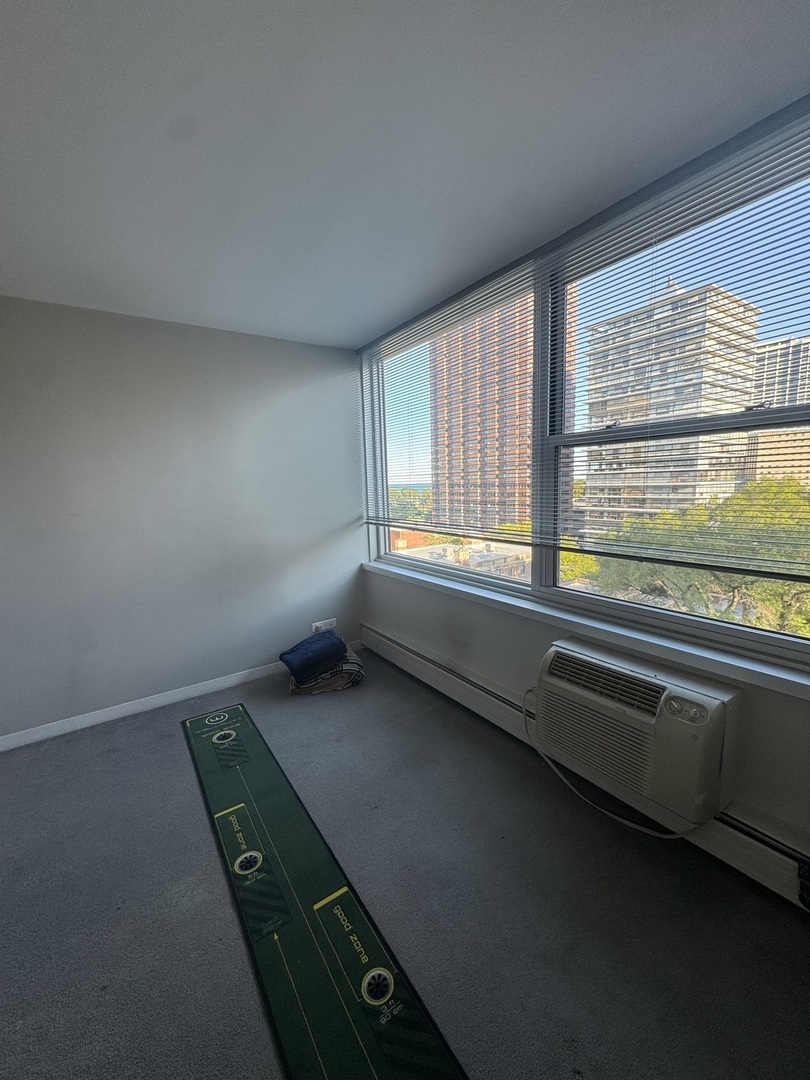 336 W Wellington Avenue Unit: 1001