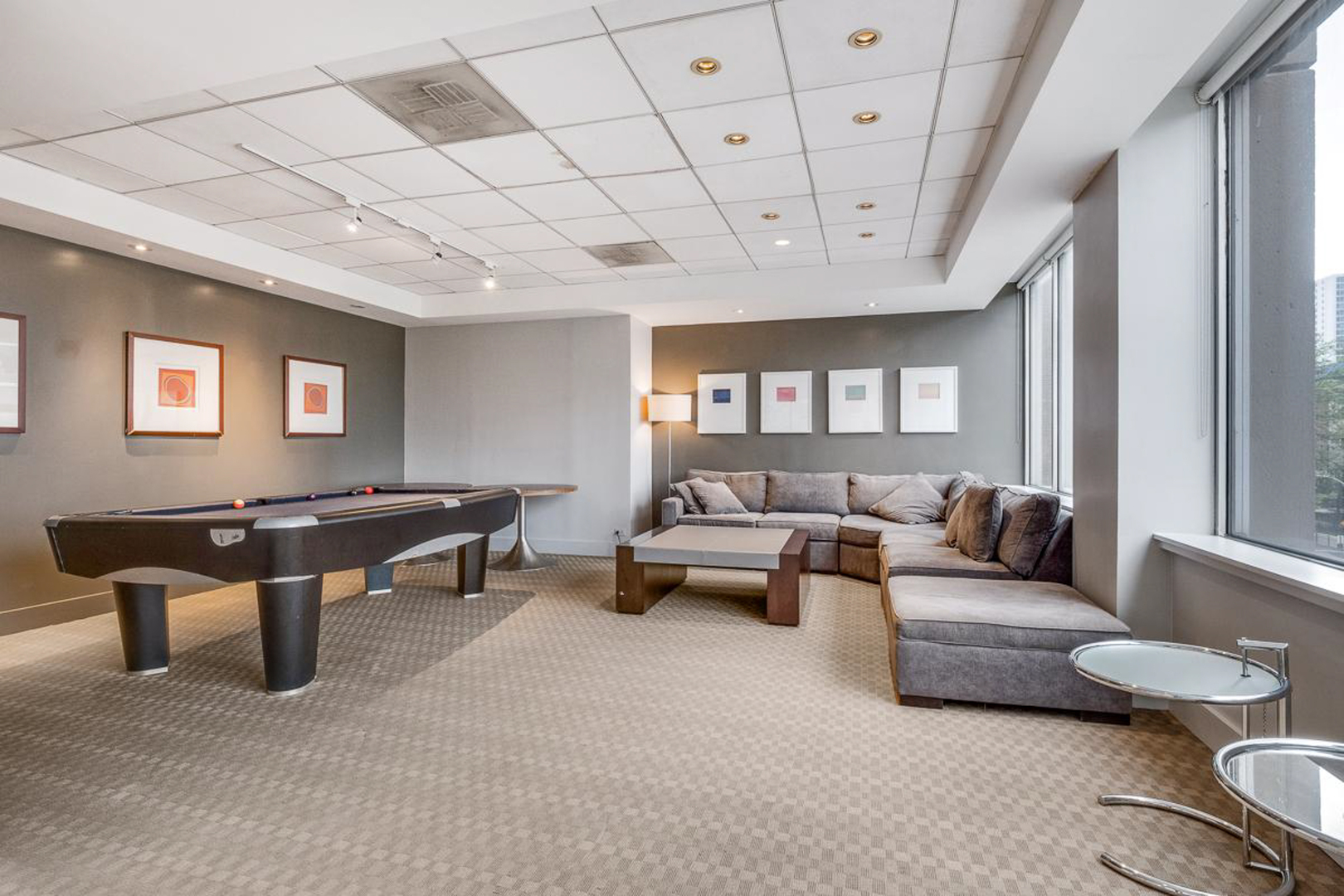 655 W Irving Park Road Unit: 4113