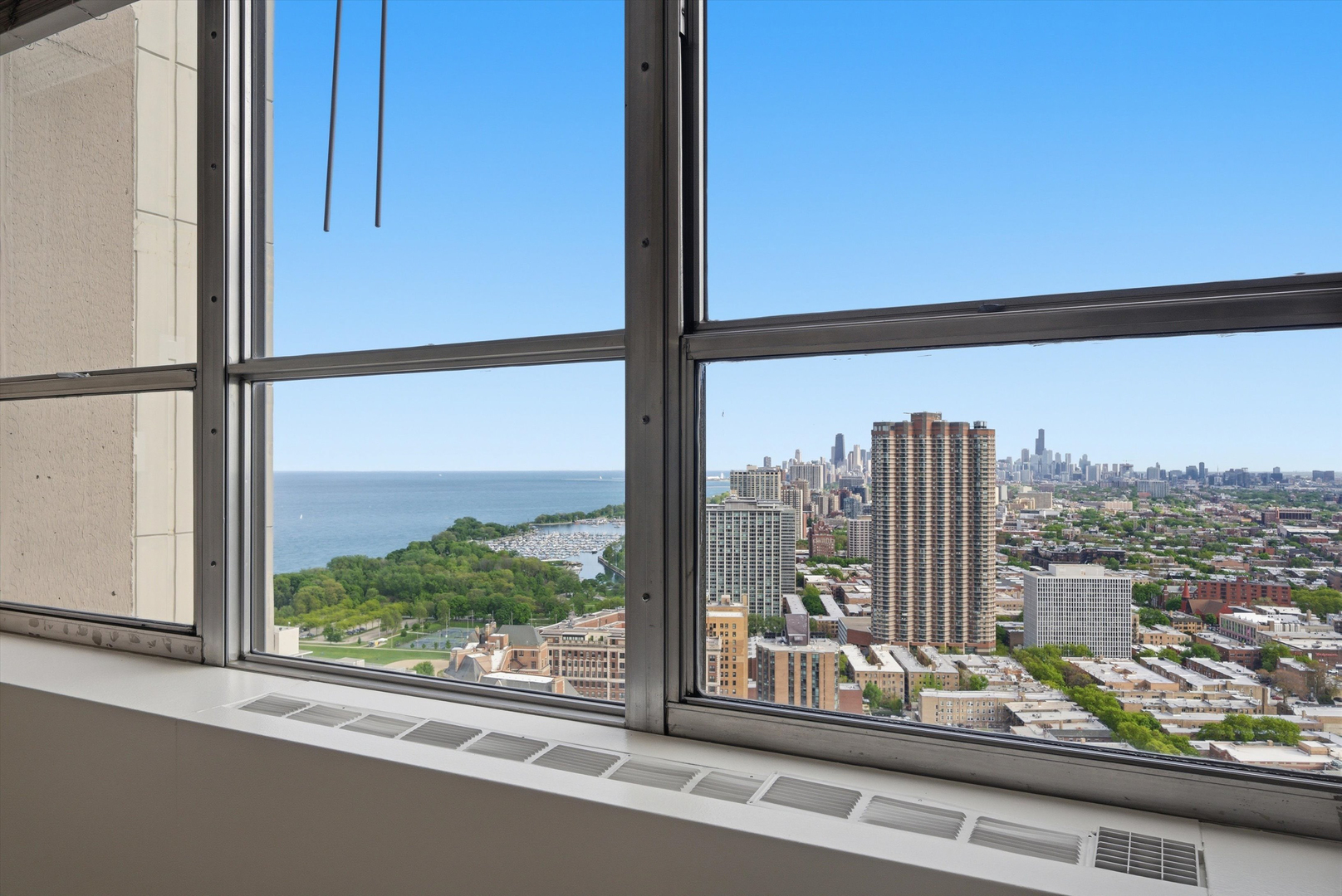 655 W Irving Park Road Unit: 4113
