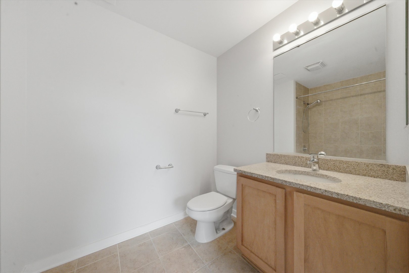 1 E 8th Street Unit: 302