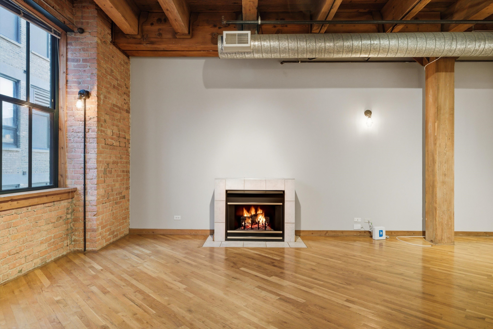 732 S Financial Place Unit: 713