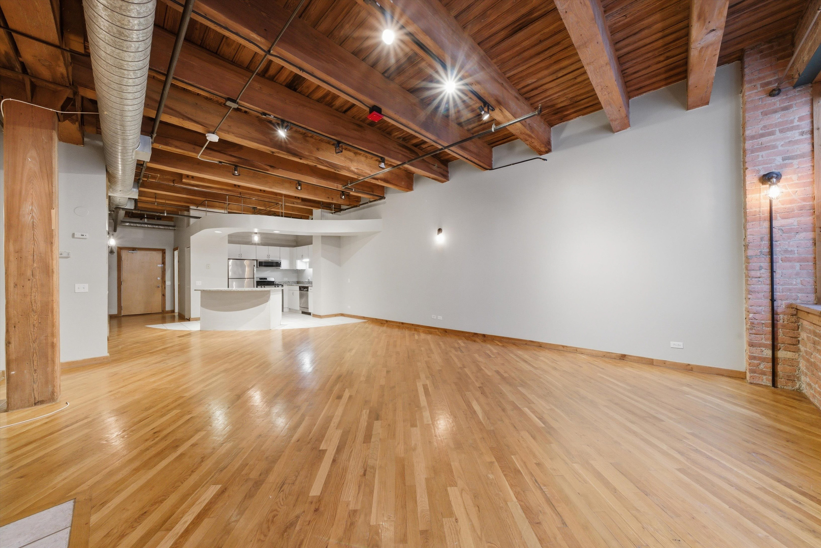 732 S Financial Place Unit: 713