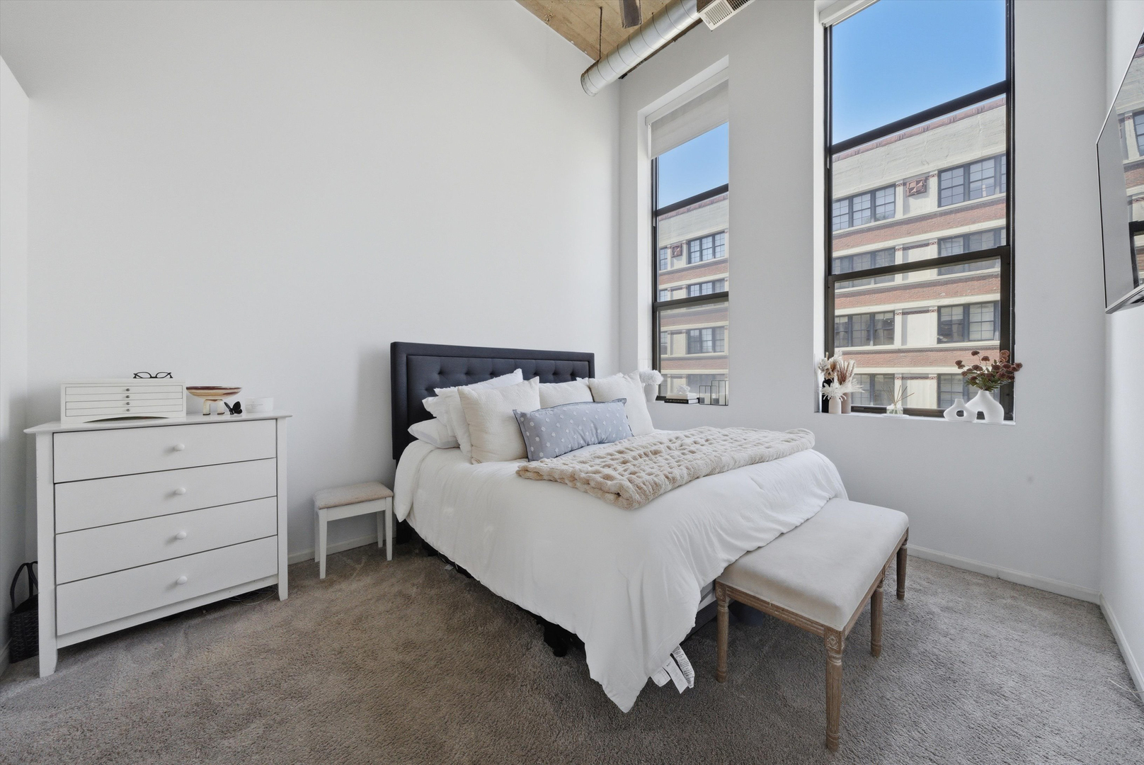 758 N Larrabee Street Unit: 514