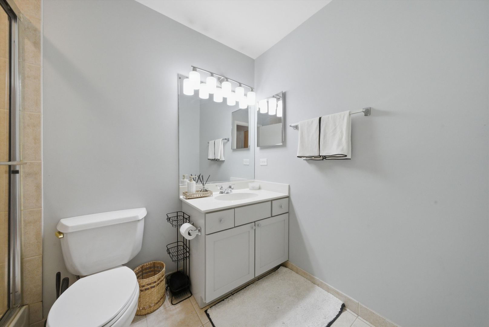 758 N Larrabee Street Unit: 514