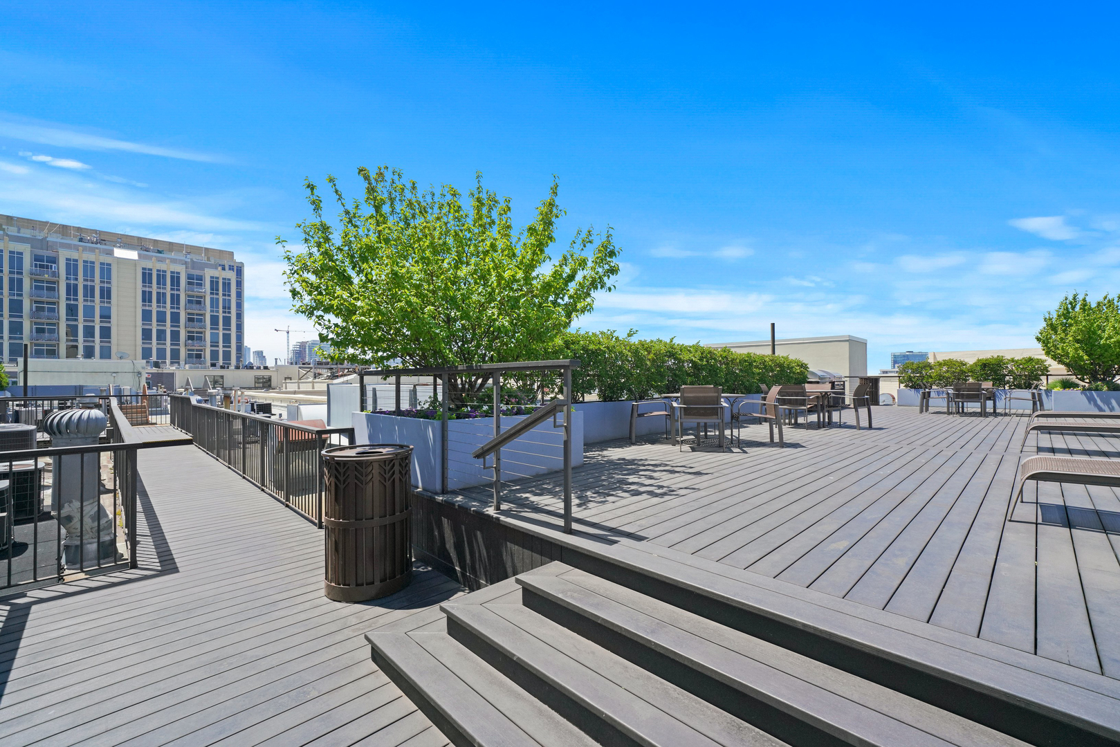 758 N Larrabee Street Unit: 514