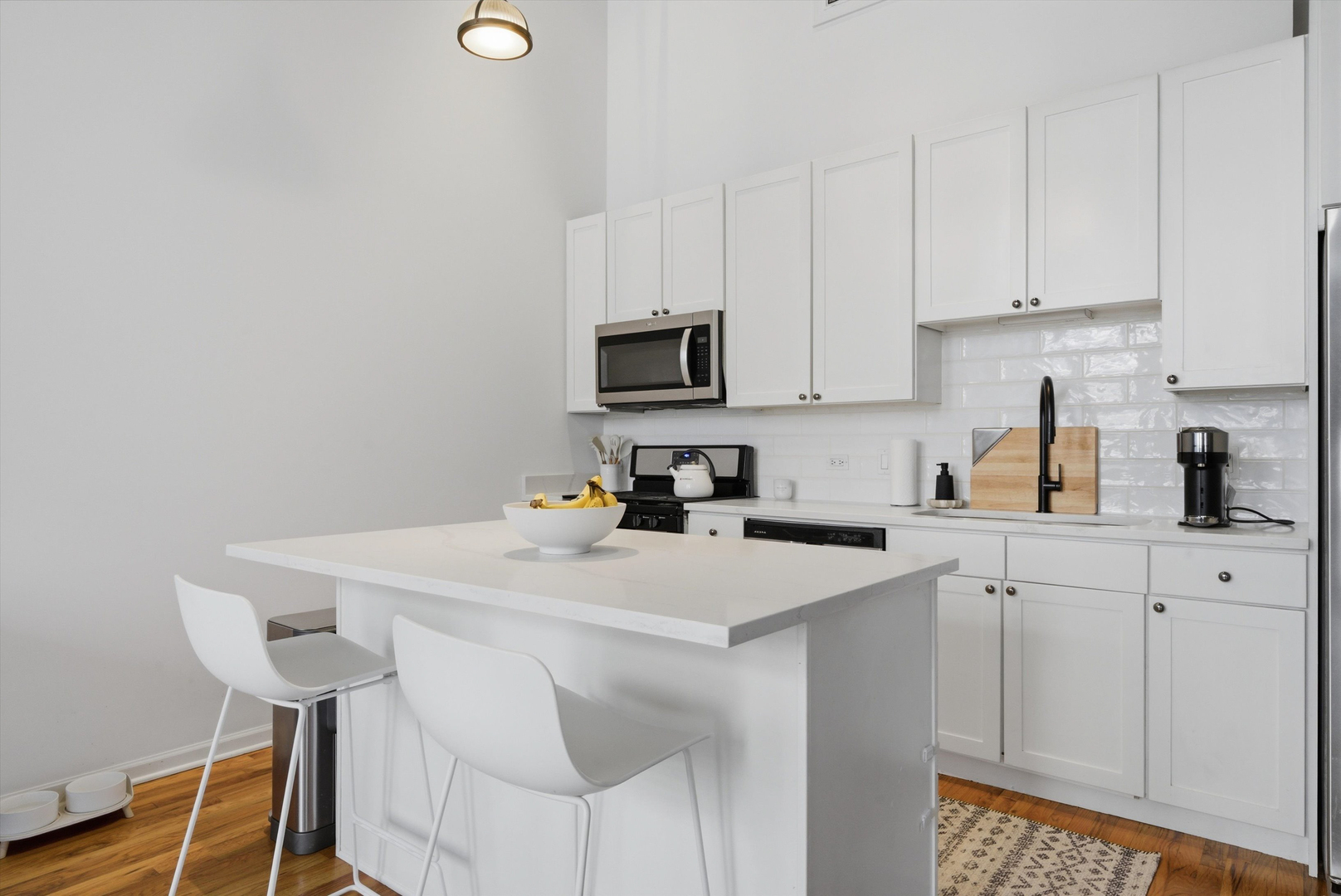 758 N Larrabee Street Unit: 514