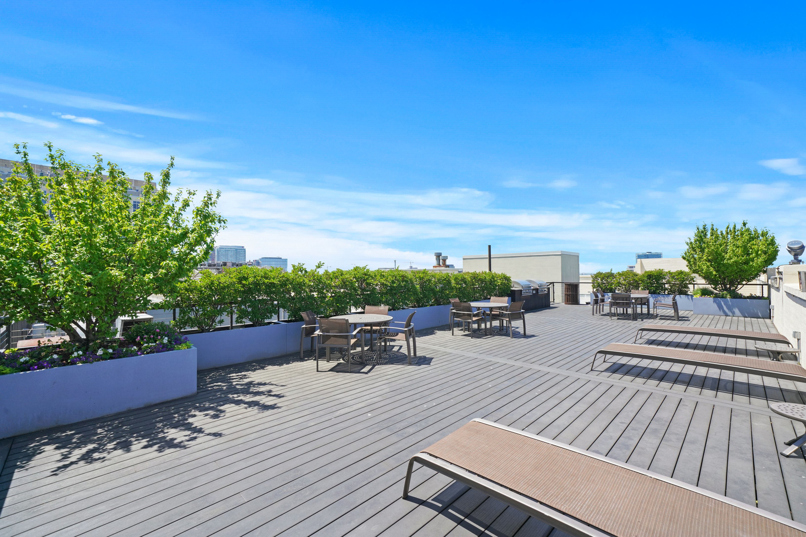 758 N Larrabee Street Unit: 514