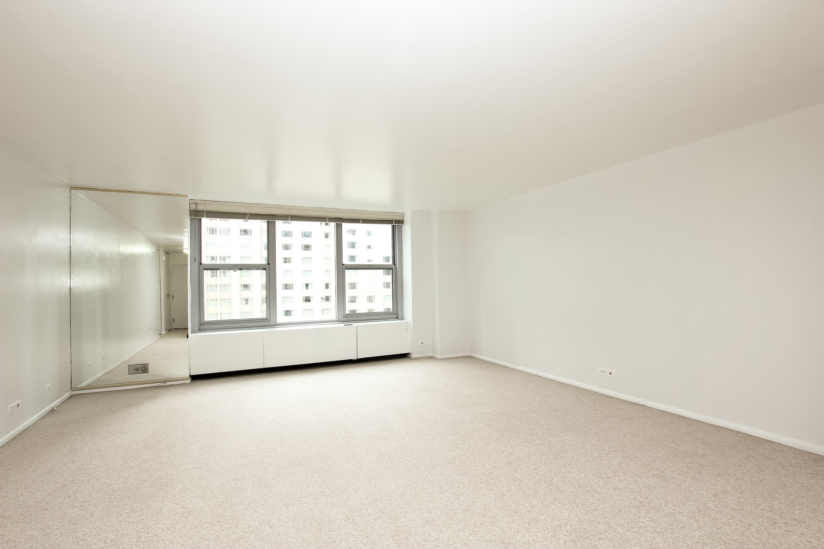 777 N Michigan Avenue Unit: 1509