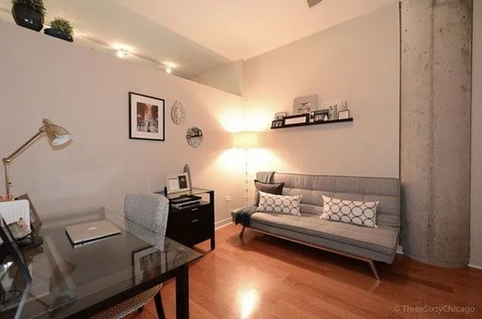 700 N Larrabee Street Unit: 2013