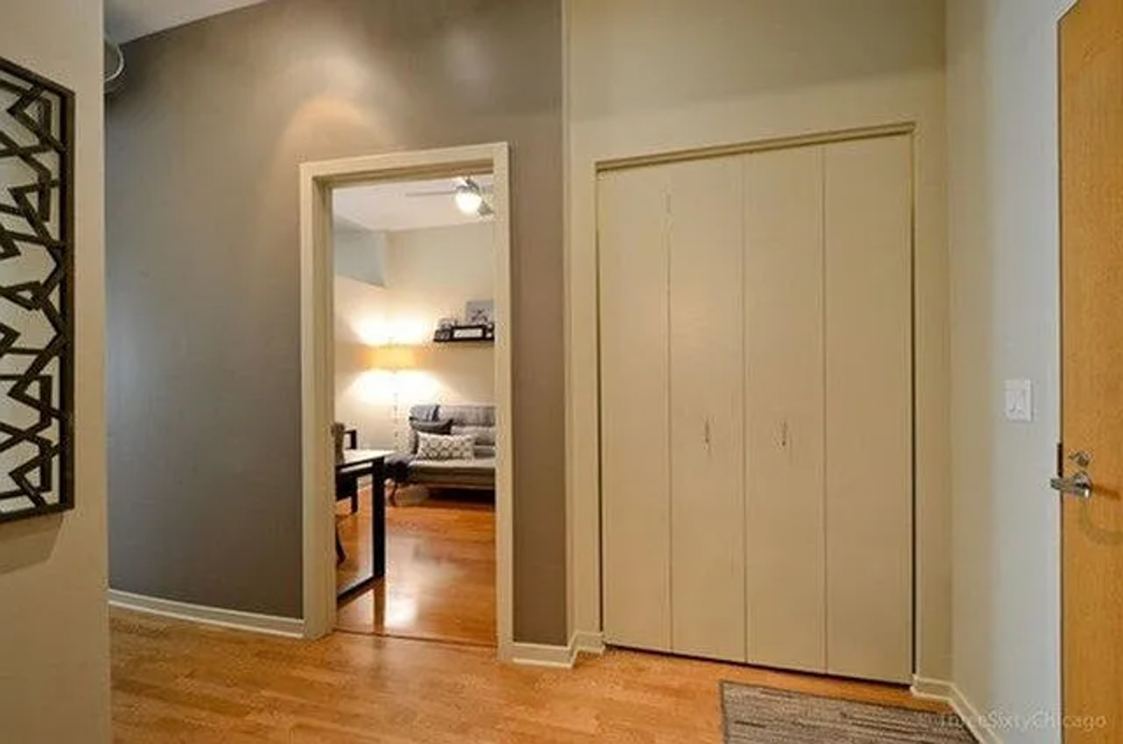 700 N Larrabee Street Unit: 2013
