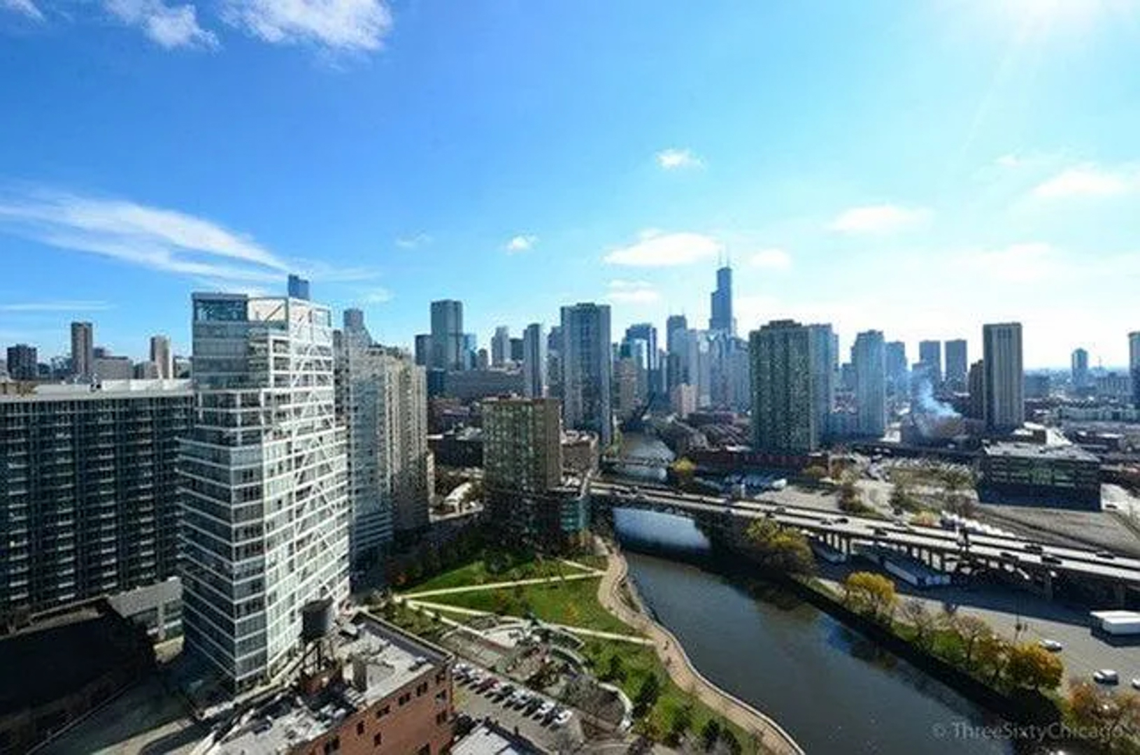700 N Larrabee Street Unit: 2013