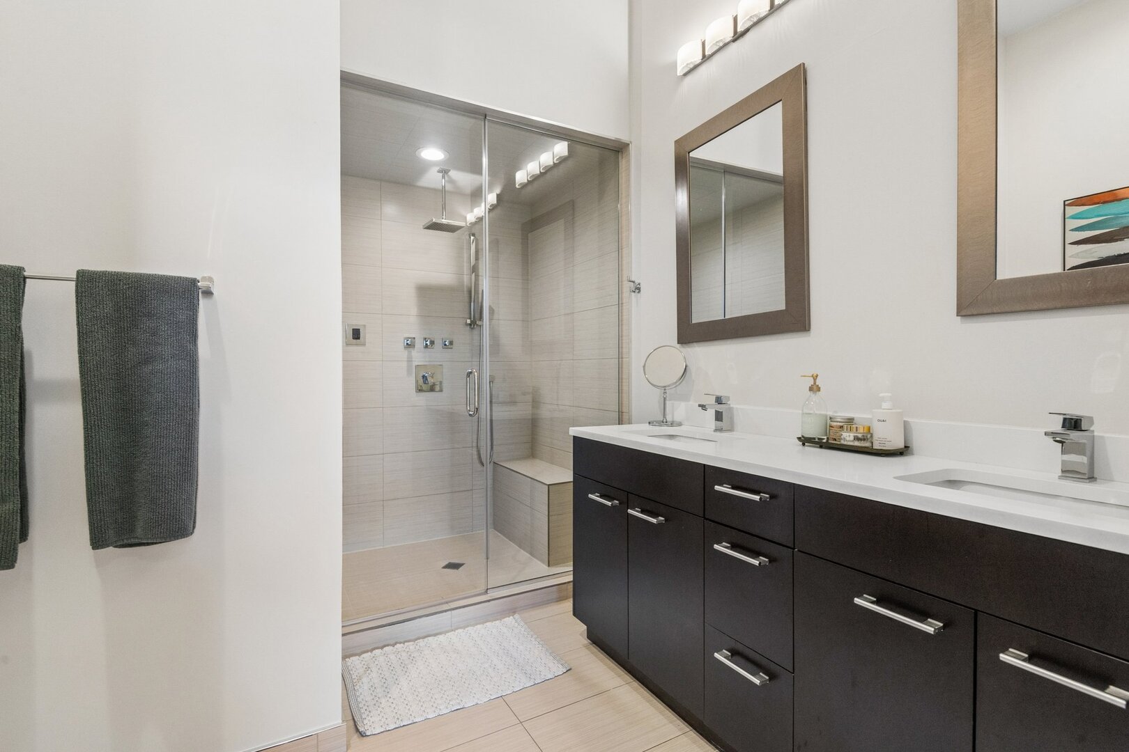 1536 W Walton Street Unit: 3