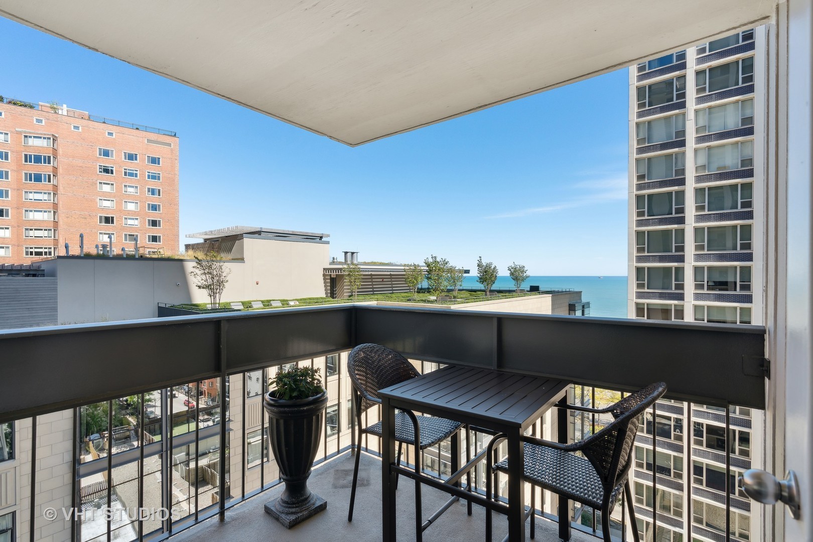 1313 N Ritchie Court Unit: 1305