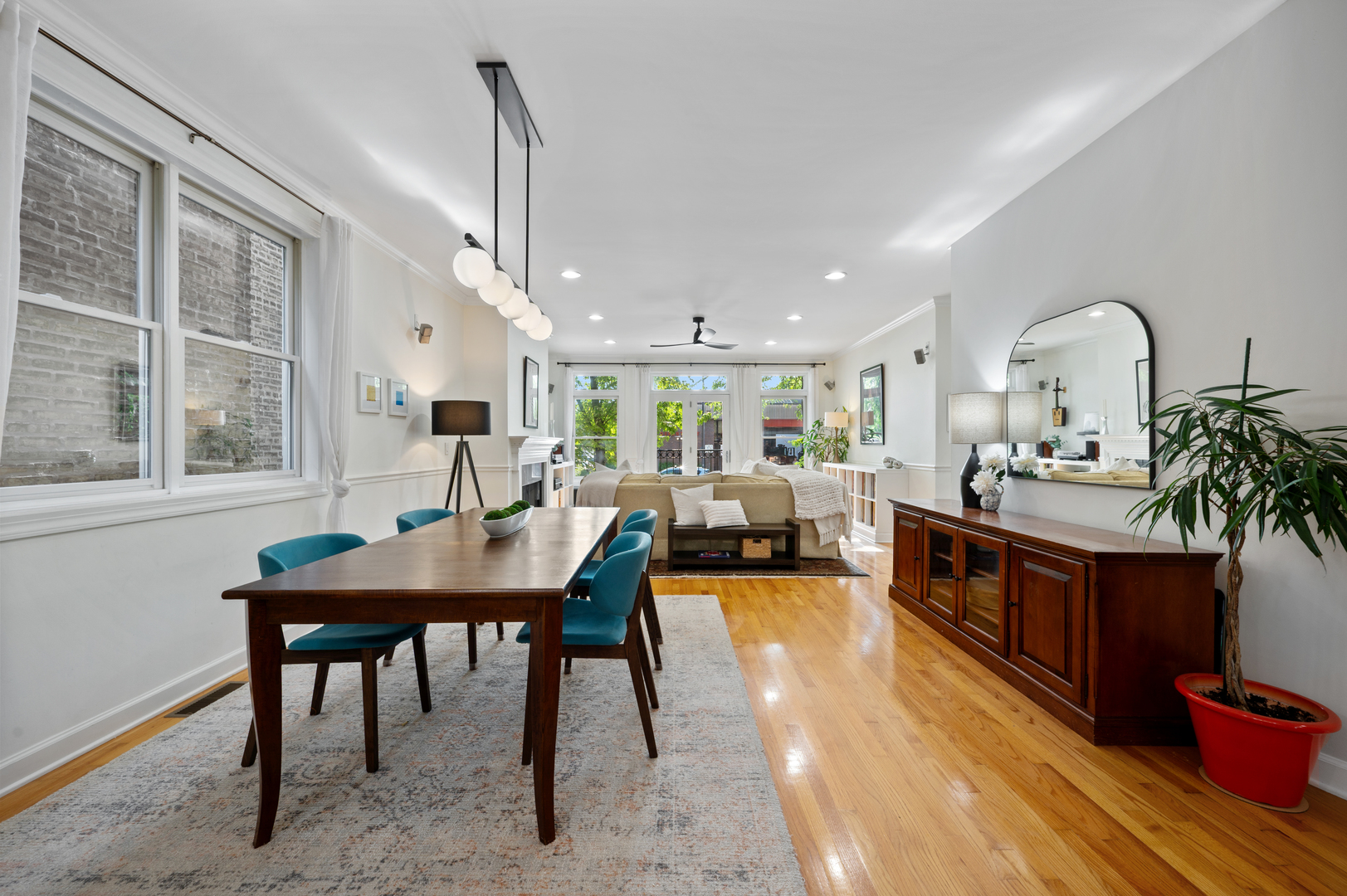 3806 N Damen Avenue Unit: 1