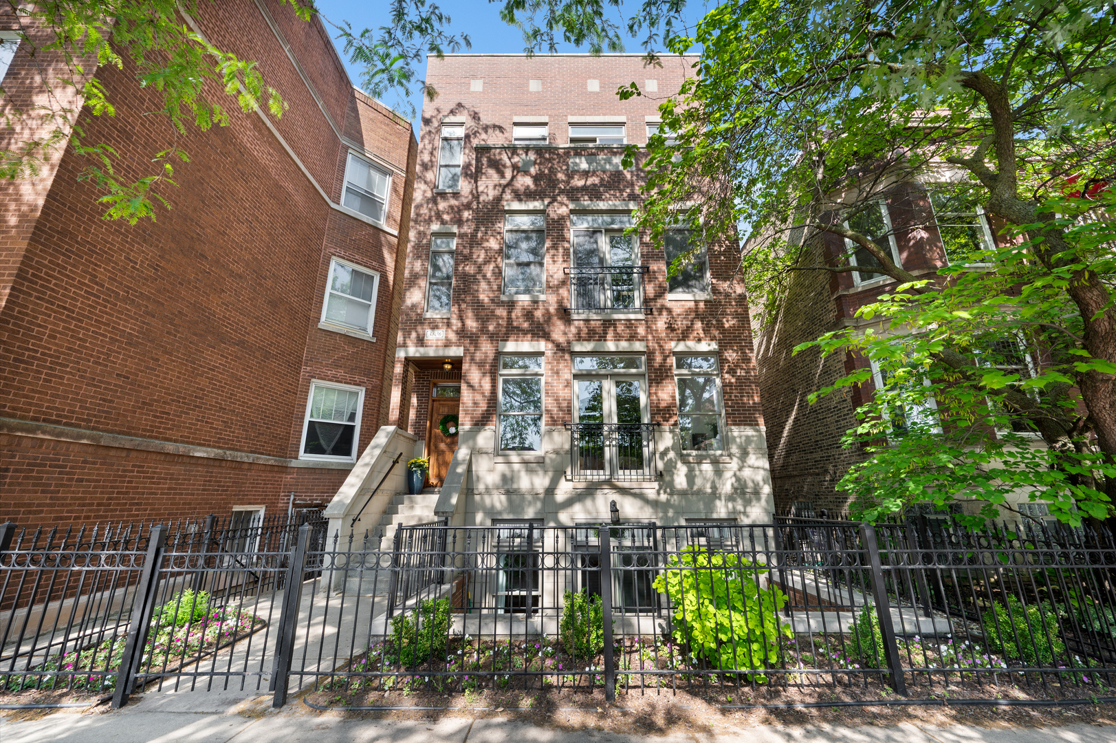 3806 N Damen Avenue Unit: 1