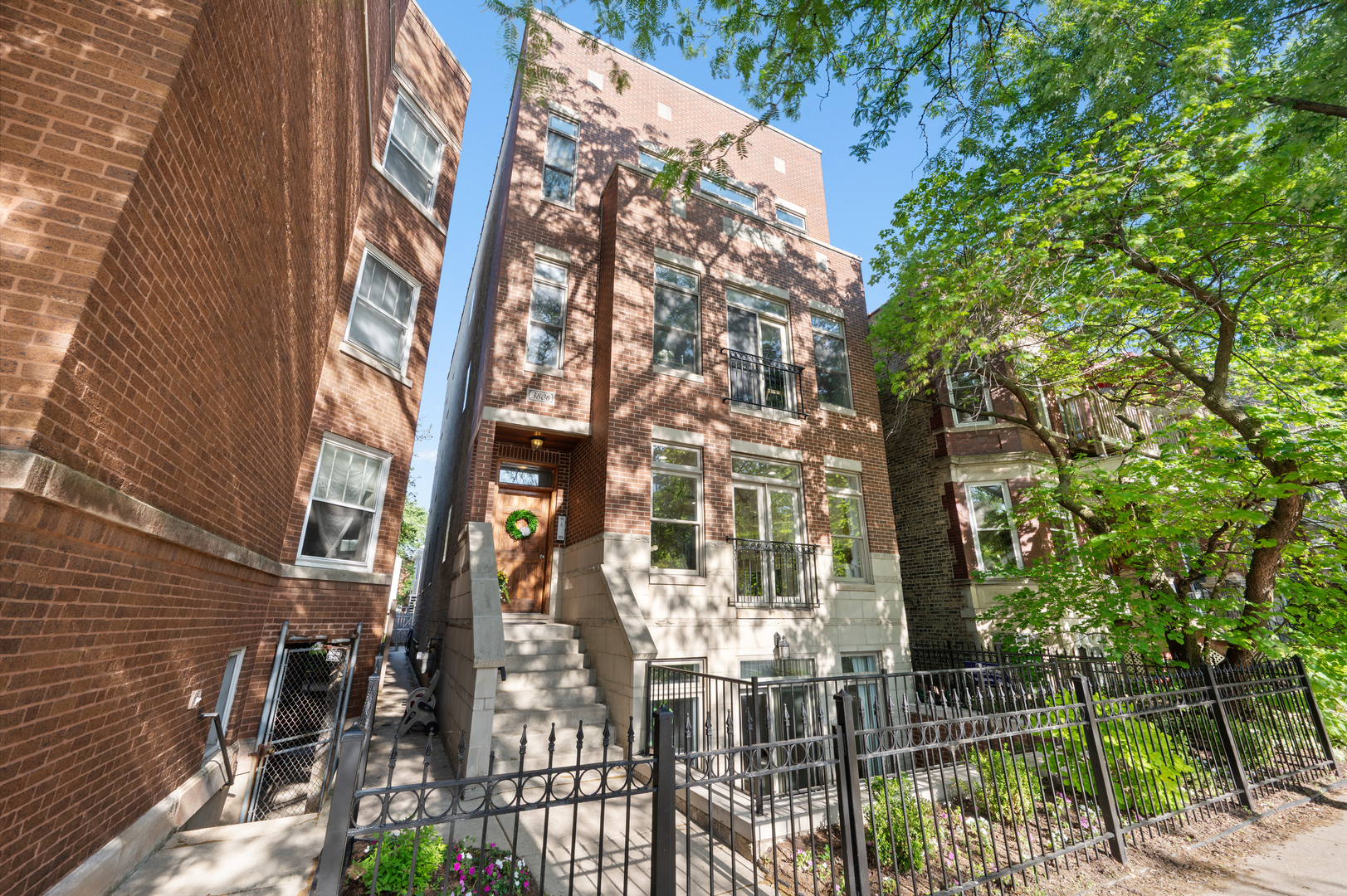 3806 N Damen Avenue Unit: 1
