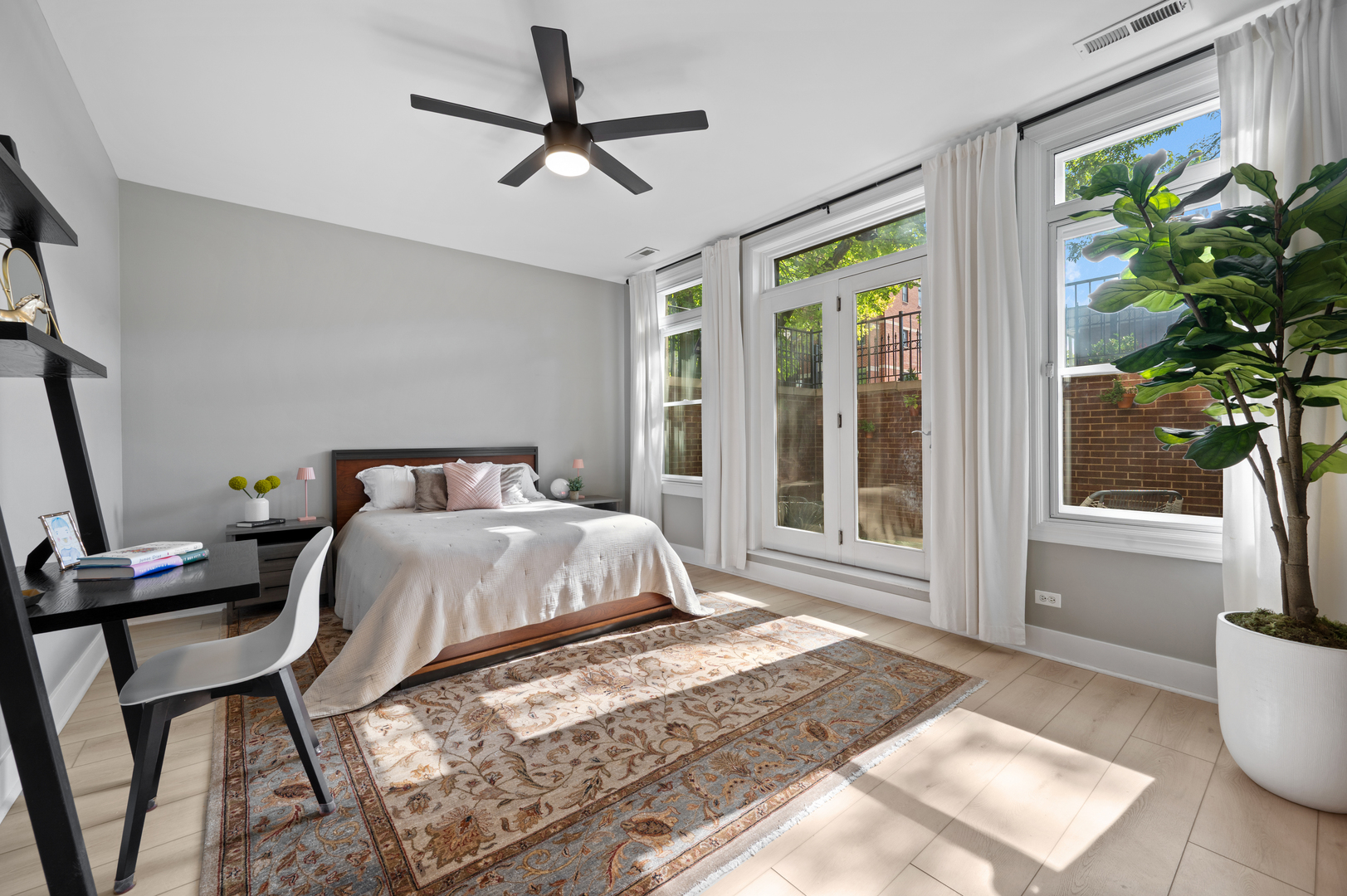 3806 N Damen Avenue Unit: 1
